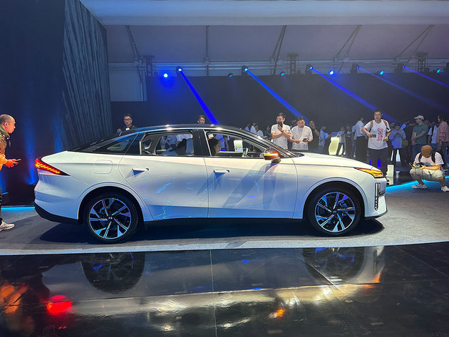 Geely Galaxy L6 listed 115,800, the sword refers to BYD Qin PLUS