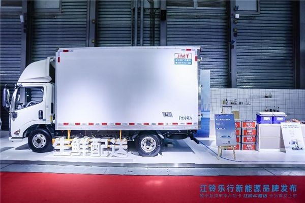 Pure electric light truck ceiling, Jiangling Lexing E Road, the world's first blockbuster listing